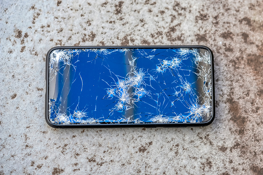 スマートフォンの画面修理のことなら、X-repairにお任せください!